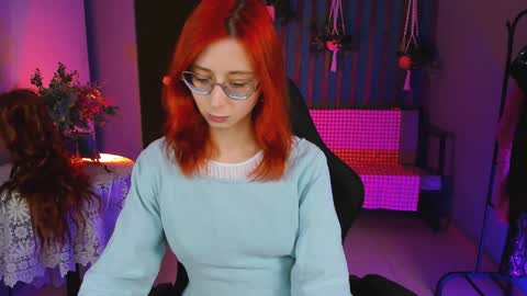Snapshot of orianna_blade chatting on 1, 2, 2025 Orianna -  Hi Im into geek culture cosplay crafting LARP games. Shall we play DnD online show from 1, 2, 2025