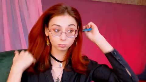 Snapshot of orianna_blade chatting on 23, 9, 2025 Orianna -  Hi Im into geek culture cosplay crafting LARP games. Shall we play DnD online show from 23, 9, 2025