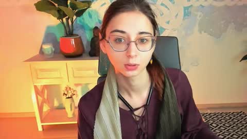 Snapshot of orianna_blade chatting on 17, 10, 2025 Orianna -  Hi Im into geek culture cosplay crafting LARP games. Shall we play DnD online show from 17, 10, 2025
