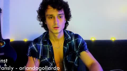 Snapshot of orlando__bloom chatting on 19, 12, 2024 Fansly and Instagram - online show from 19, 12, 2024