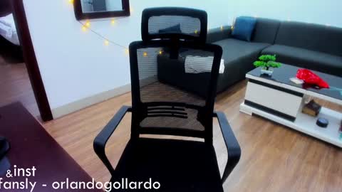 Snapshot of orlando__bloom chatting on 20, 1, 2025 Fansly and Instagram - online show from 20, 1, 2025