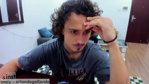 Snapshot of orlando__bloom chatting on 3, 2, 2025 Fansly and Instagram - online show from 3, 2, 2025