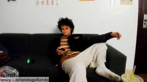 Snapshot of orlando__bloom chatting on 7, 3, 2025 Fansly and Instagram - online show from 7, 3, 2025