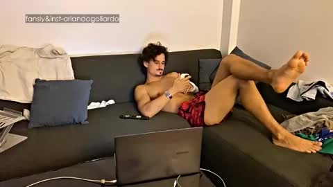 Snapshot of orlando__bloom chatting on 30, 9, 2025 Fansly and Instagram - online show from 30, 9, 2025