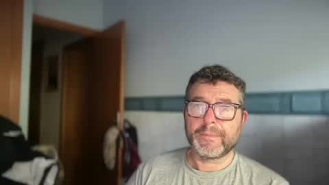 Snapshot of oscarbcncat chatting on 14, 7, 2026 oscarbcncat online show from 14, 7, 2026