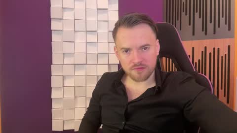 Oscar Steel Savage online show from 12, 2, 2025