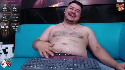 Snapshot of oso_gael chatting on 19, 12, 2024 Bear Gael online show from 19, 12, 2024