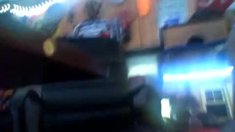 Snapshot of osonasty_ chatting on 5, 8, 2026 Wes online show from 5, 8, 2026