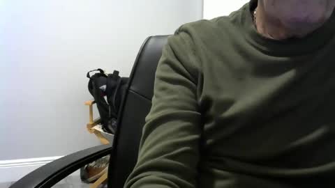 Snapshot of ossibottom chatting on 6, 2, 2026 Ossi online show from 6, 2, 2026