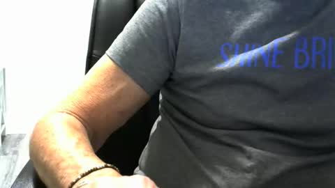 Snapshot of ossibottom chatting on 17, 2, 2026 Ossi online show from 17, 2, 2026