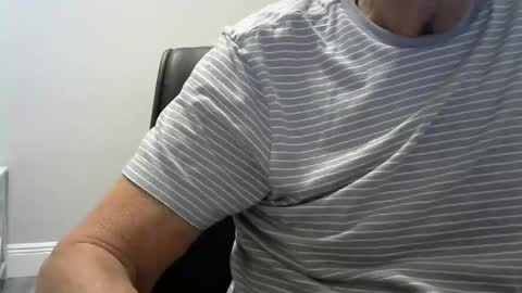 Snapshot of ossibottom chatting on 20, 2, 2026 Ossi online show from 20, 2, 2026