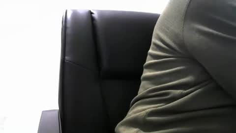 Snapshot of ossibottom chatting on 26, 2, 2026 Ossi online show from 26, 2, 2026