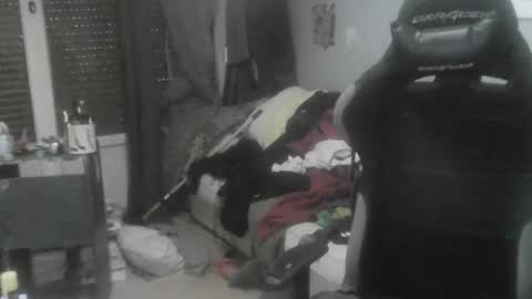 ouinnybis195625 online show from 24, 12, 2024