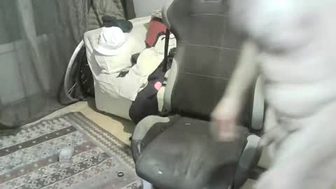 ouinnybis195625 online show from 24, 9, 2025