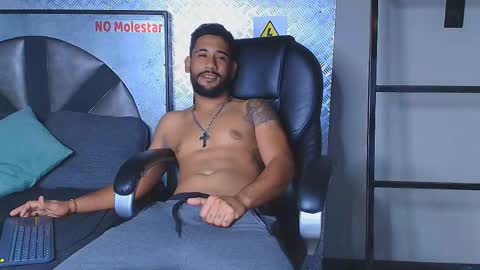 Owen Scott  online show from 11, 11, 2025