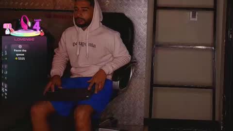 Owen Scott  online show from 16, 11, 2025