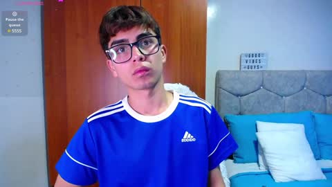 Owen  Independent model  online show from 14, 1, 2025