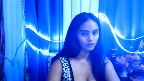 Snapshot of oxana_wetpussy chatting on 10, 7, 2026 oxana_wetpussy online show from 10, 7, 2026