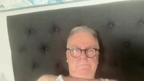 ozhairybearxxxx online show from 7, 1, 2025