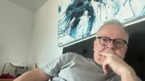 ozhairybearxxxx online show from 26, 3, 2026