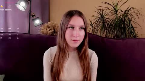 Caroline or just Lina online show from 11, 9, 2025