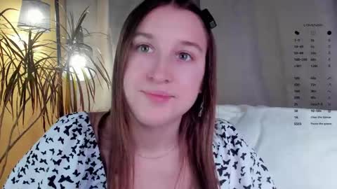 Caroline or just Lina online show from 23, 11, 2025