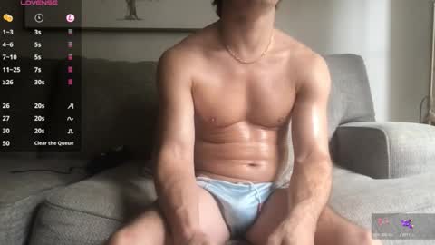 Snapshot of ozsurferboy773375 chatting on 28, 2, 2026 Hrny aussie surfer online show from 28, 2, 2026