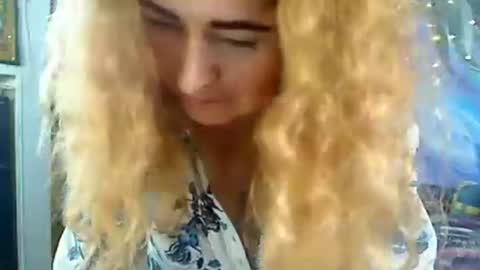 Ozzy Helen online show from 3, 1, 2025