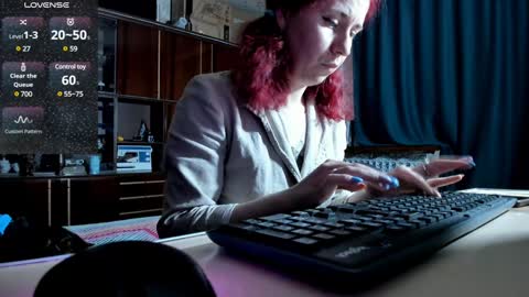 Ella online show from 4, 2, 2025