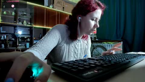 Ella online show from 6, 2, 2025