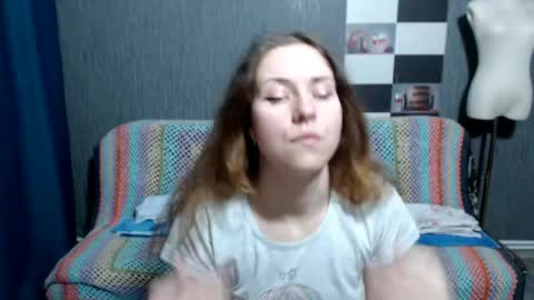 Ella online show from 11, 4, 2026