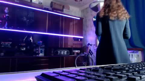 Snapshot of pa1e_pr1ncess chatting on 27, 4, 2026 Ella online show from 27, 4, 2026