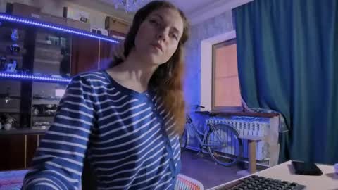 Snapshot of pa1e_pr1ncess chatting on 31, 5, 2026 Ella online show from 31, 5, 2026