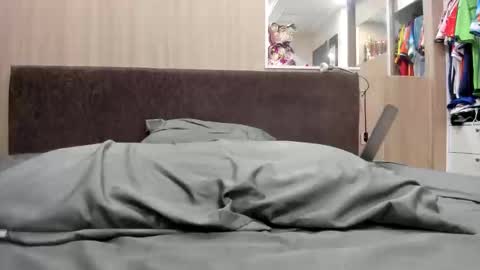 Paolo 187 84 online show from 27, 1, 2025