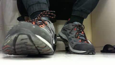 Pablo Meness online show from 2, 2, 2025