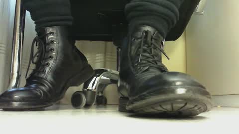 Pablo Meness online show from 6, 2, 2025