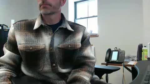 Snapshot of paddleme100 chatting on 6, 1, 2025 Paddle me online show from 6, 1, 2025