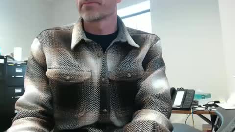 Snapshot of paddleme100 chatting on 10, 3, 2025 Paddle me online show from 10, 3, 2025