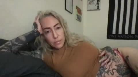 Snapshot of paigesixx_charlievicious chatting on 22, 11, 2025 paigesixx_charlievicious online show from 22, 11, 2025