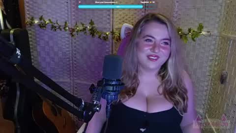 PaigeStation online show from 18, 4, 2026