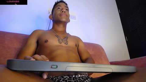 Palo Santo online show from 24, 3, 2026