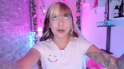 pamelajhonsom online show from 14, 9, 2025