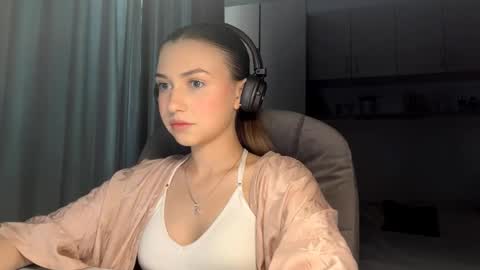 Lia online show from 9, 6, 2026