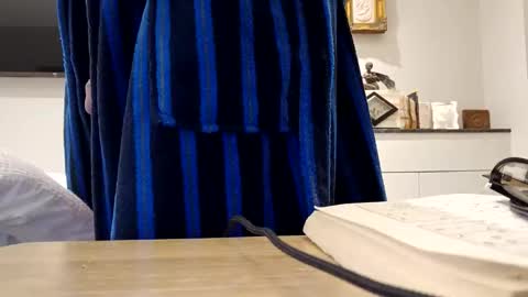 panda320 online show from 10, 9, 2025