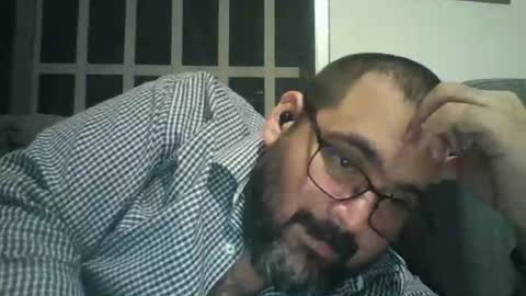 pandaguiar77 online show from 16, 4, 2026