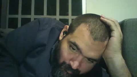 pandaguiar77 online show from 17, 4, 2026