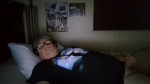 panos online show from 10, 4, 2026