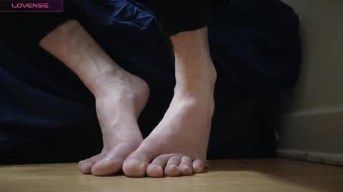 PantsLessTraveler online show from 23, 12, 2024