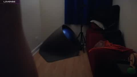 PantsLessTraveler online show from 18, 1, 2025