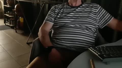 pantyrafke online show from 4, 1, 2025